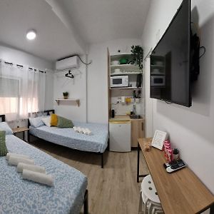 Studio met een Queen Size Bed